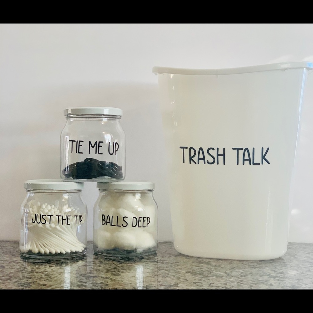 Bathroom decor set